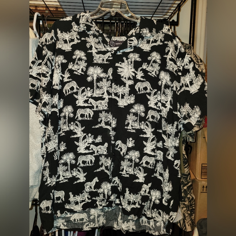 Original Use Black and White Safari Print Men's Shirt